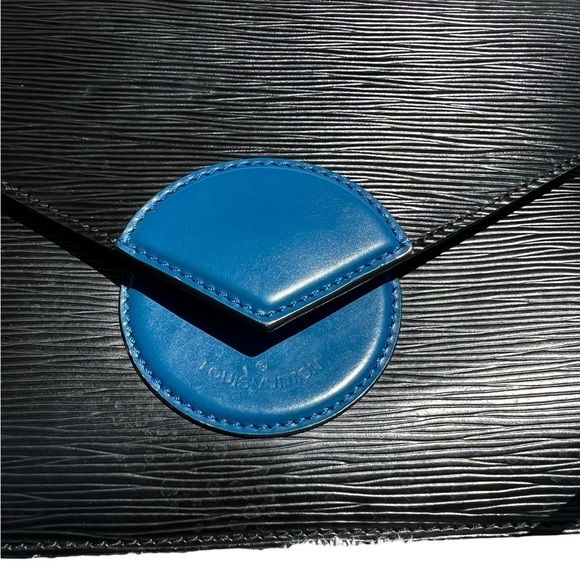 LV Black and Blue Epi Osh - Picture 14 of 15